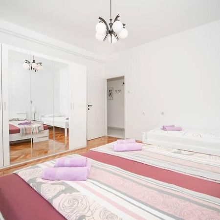 Apartman Noemi Rabac Exterior foto